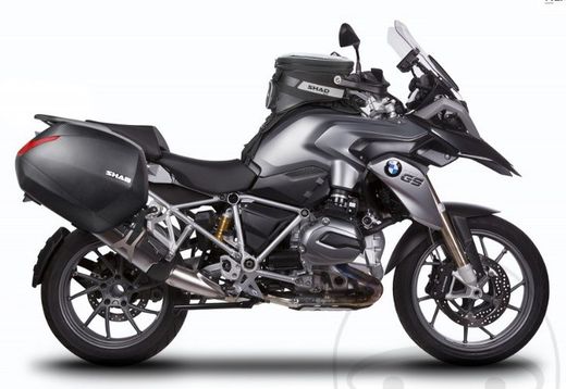 Montage du boîtier latéral SHAD R1200GS